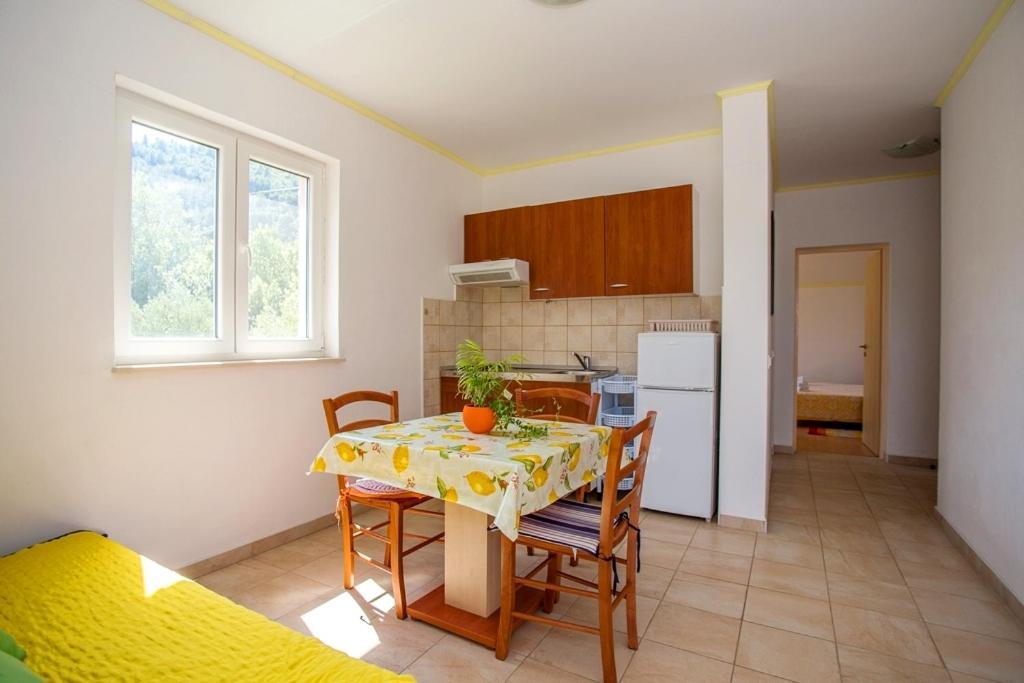 Apartment Varezic Ston Exterior foto